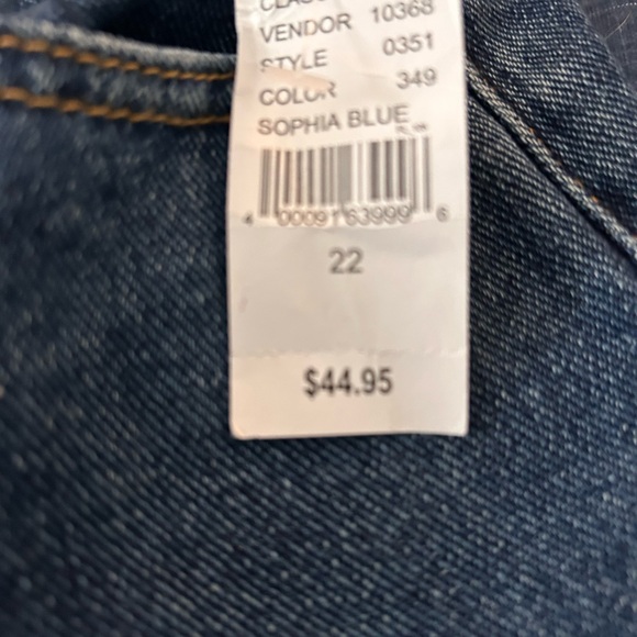 PacSun Blue Denim Women's Shorts Button Up, 5 Pockets NWT, FUN!! - Picture 4 of 8